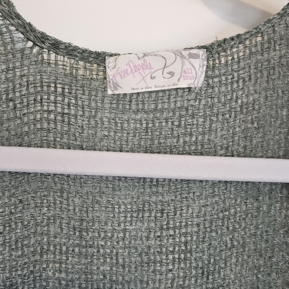 Free People Green Open Knit Open Front Lightweight Short Sleeve Sweater One Size - Picture 9 of 10